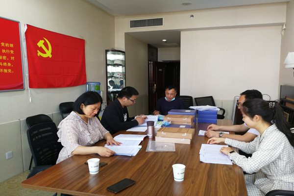 瓦力棋牌(中国)监事会召开2020年度监督检查情况通报