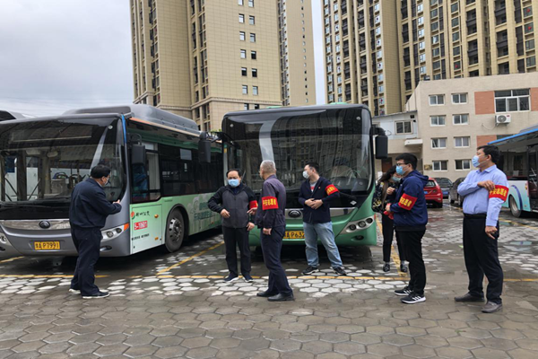 中共郑州赫喆文化传播有限公司团支部召开“疫情防控常态化，为公共交通助力”志愿服务实践活动