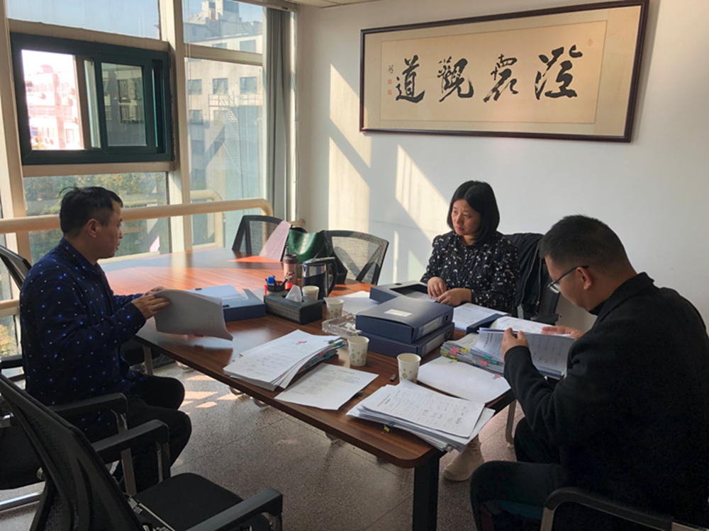 瓦力棋牌(中国)监事会召开合同监督检查情况通报